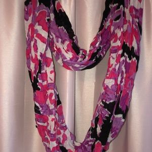 Lilly Pulitzer RILEY INFINITY LOOP SCARF